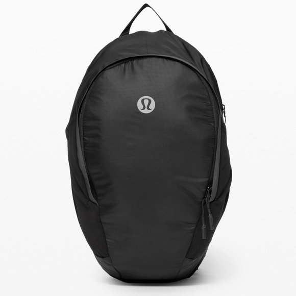 NWOT Lululemon far and free backpack  sz 13L - Picture 7 of 11